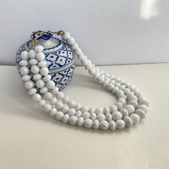 Sugarfix Necklace 3-Strand White Beaded Statement 60s Style Baubles VTG Look. - Picture 1 of 6